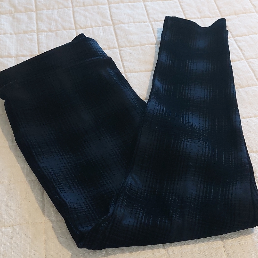Premise Studio Black Plaid Burnout Leggings